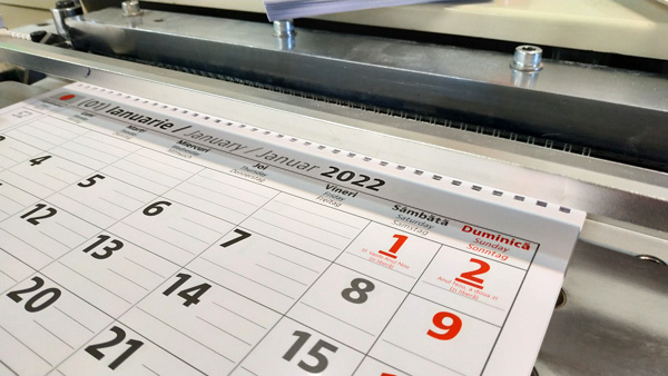 Filă calendar triptic